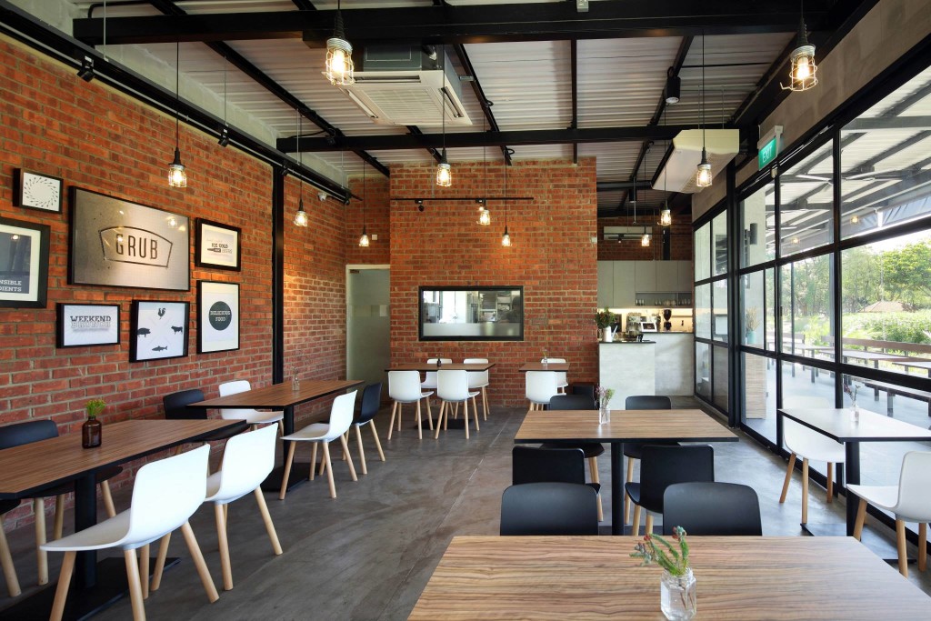 1270353_717580848257190_404217454_o