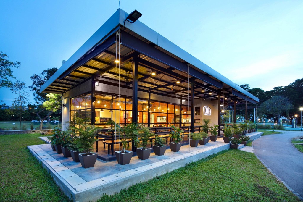 1278010_717580964923845_441524845_o